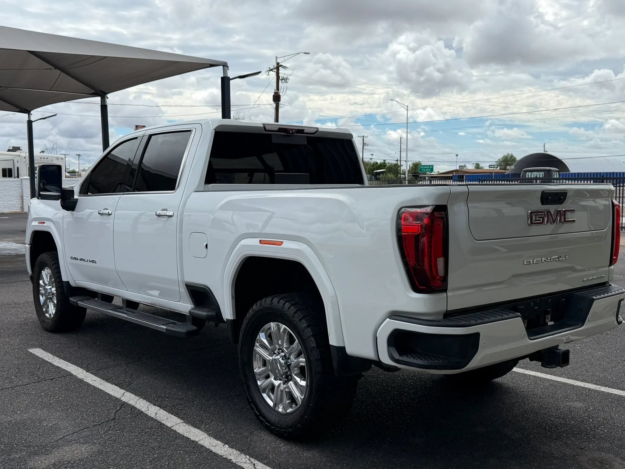 Used 2020 GMC Sierra 2500 Denali w/ Denali Ultimate Package AWD/4WD image 6