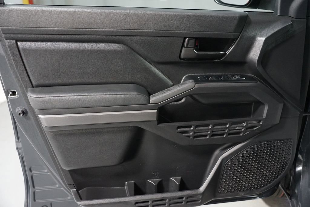 Certified 2024 Toyota Tacoma SR5 image 31