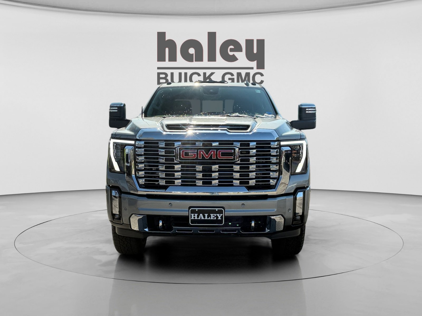 New 2026 GMC Sierra 2500 Denali w/ Denali Reserve Package image 8