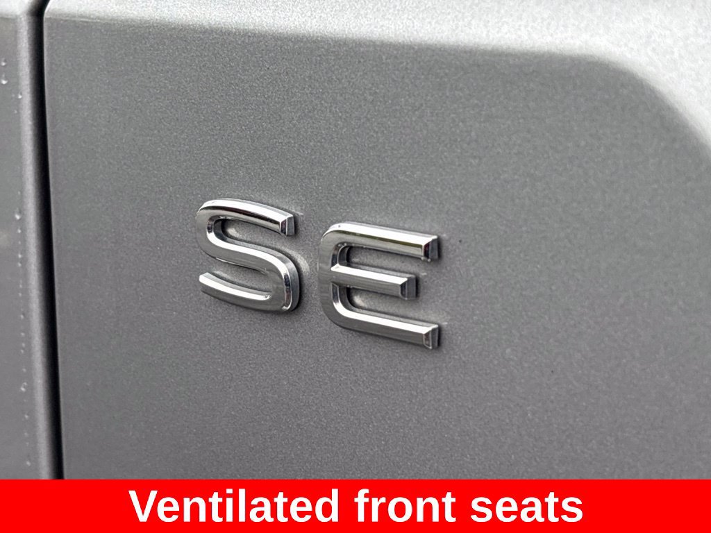 Used 2024 Volkswagen Atlas SE AWD/4WD image 22