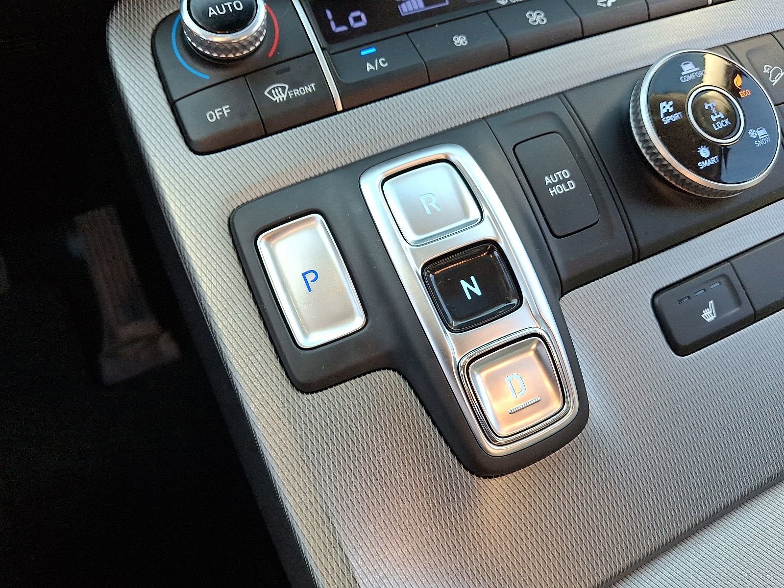 Used 2020 Hyundai Palisade SEL w/ Convenience Package image 16