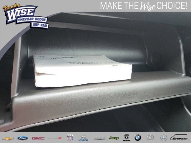 Used 2021 Chevrolet Malibu LT FWD image 30