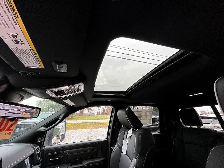 New 2026 RAM 3500 Limited image 31