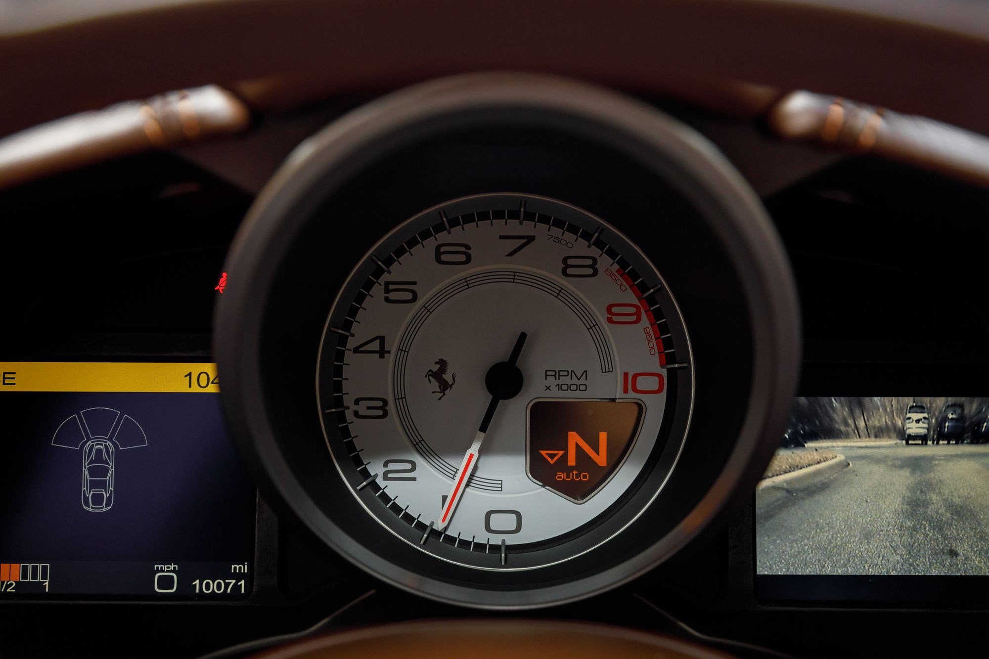 Used 2016 Ferrari F12 Berlinetta RWD image 33