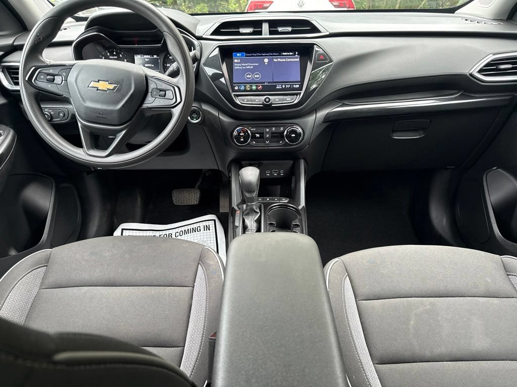 Used 2023 Chevrolet TrailBlazer LT w/ Convenience Package AWD/4WD image 16