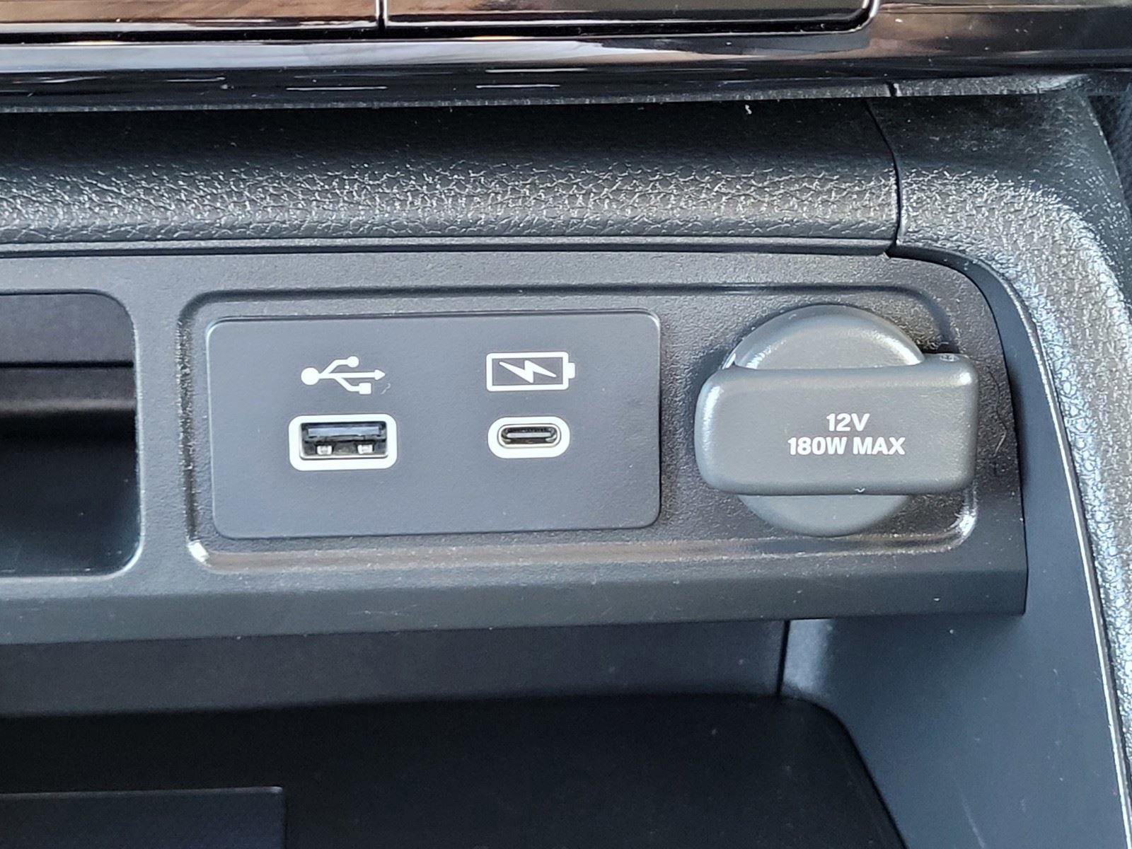 Used 2025 Honda Pilot EX-L image 15