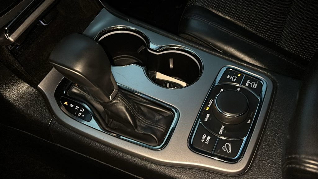 Used 2018 Jeep Grand Cherokee High Altitude image 22