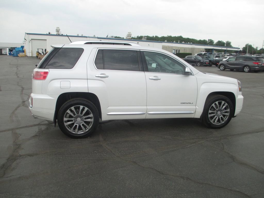 Used 2017 GMC Terrain Denali FWD image 5