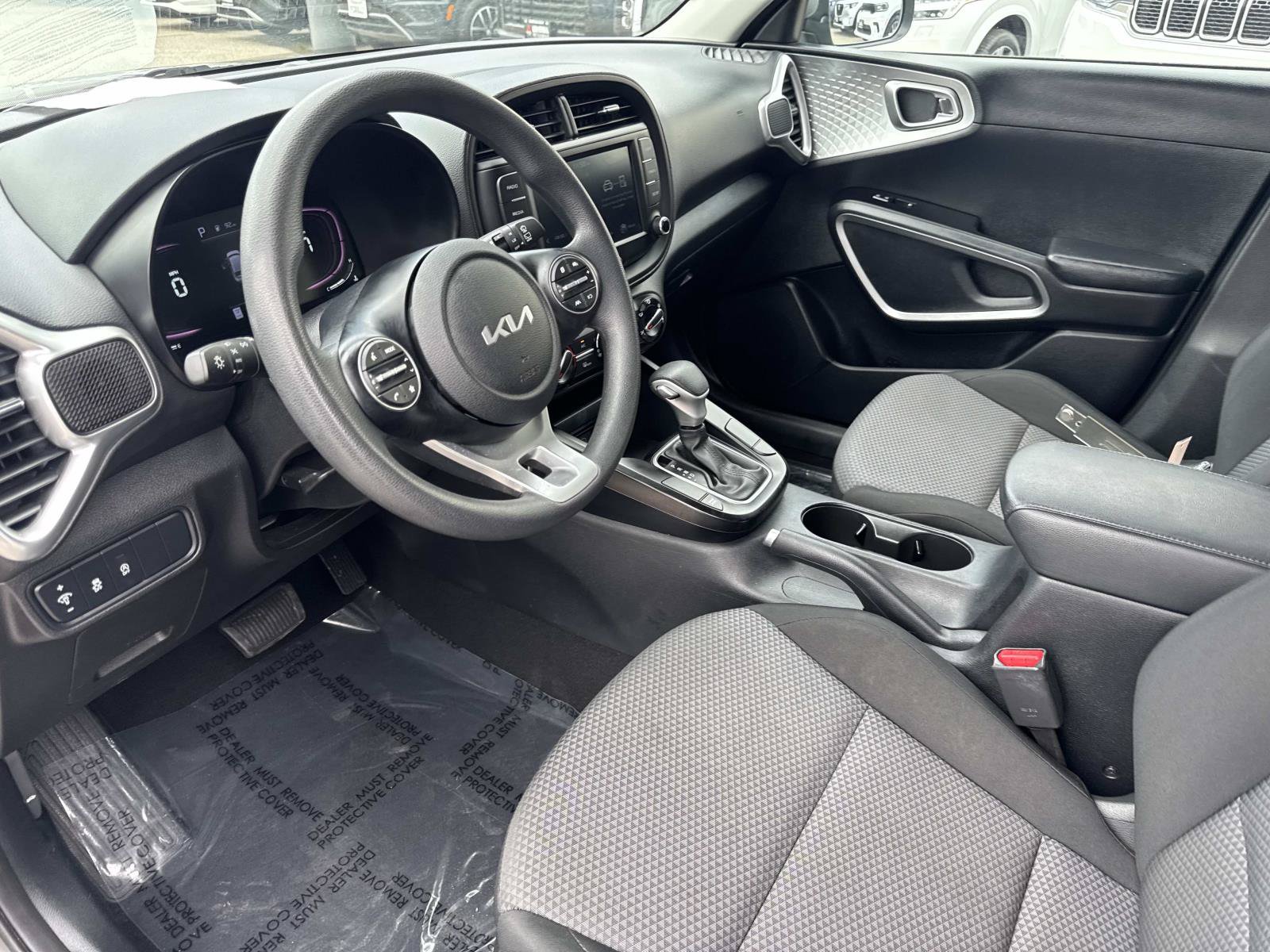 Used 2023 Kia Soul LX FWD image 12