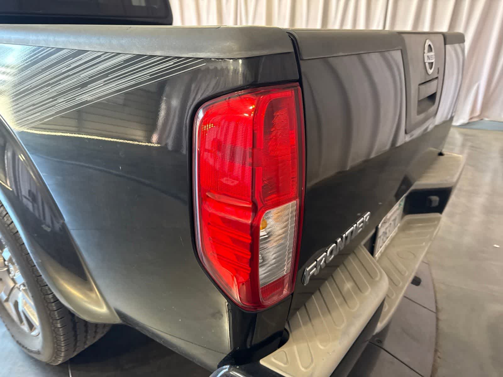 Used 2012 Nissan Frontier SV w/ Sport Appearance Pkg RWD image 10