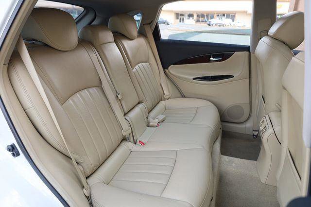 Used 2017 INFINITI QX50 Journey w/ Premium Package image 20
