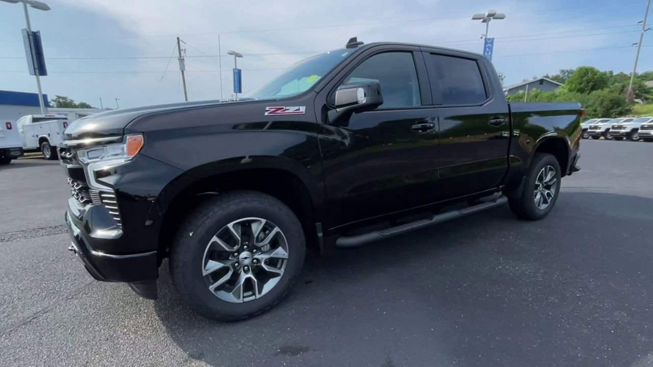 New 2025 Chevrolet Silverado 1500 RST AWD/4WD image 4