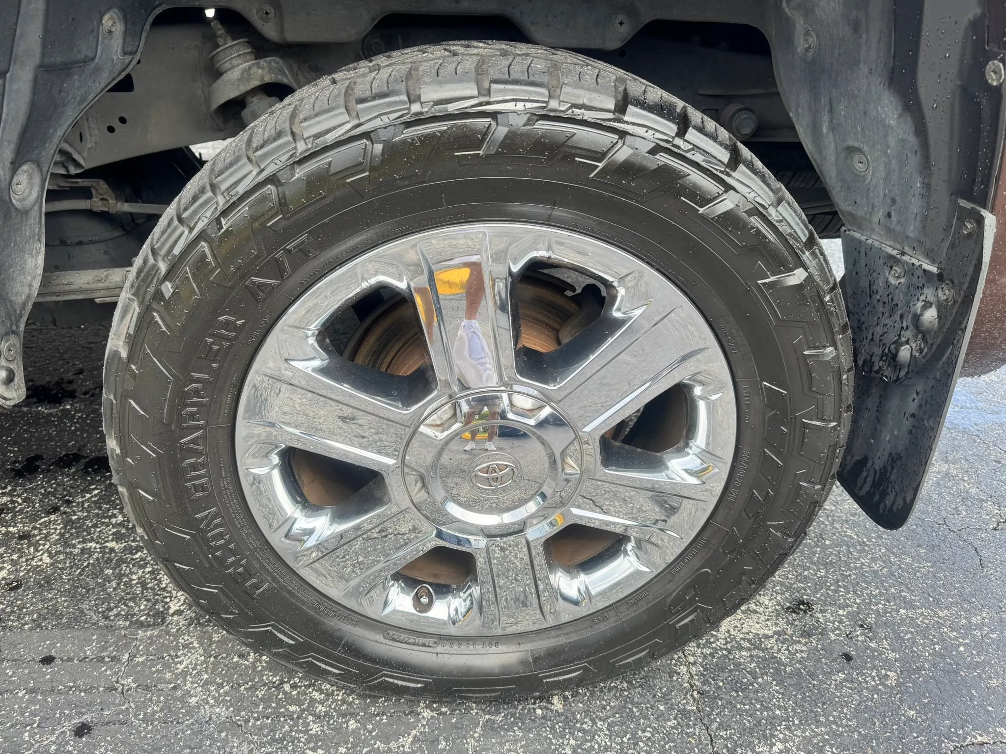 Used 2014 Toyota Tundra 1794 Edition AWD/4WD image 18