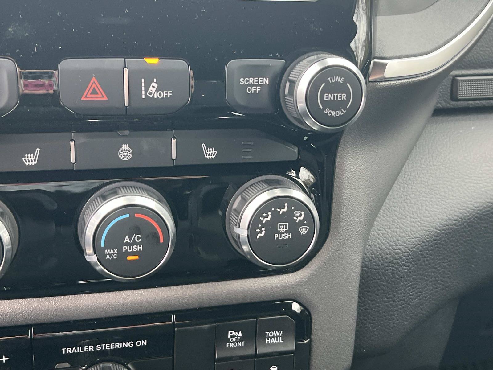 New 2026 RAM 1500 Big Horn AWD/4WD image 27