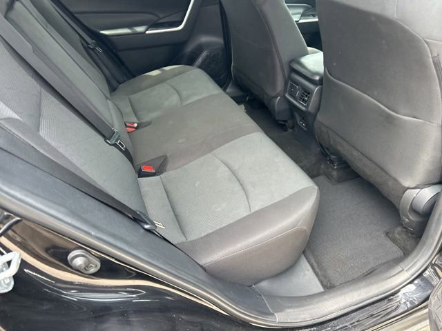 Used 2025 Toyota RAV4 XLE FWD image 13