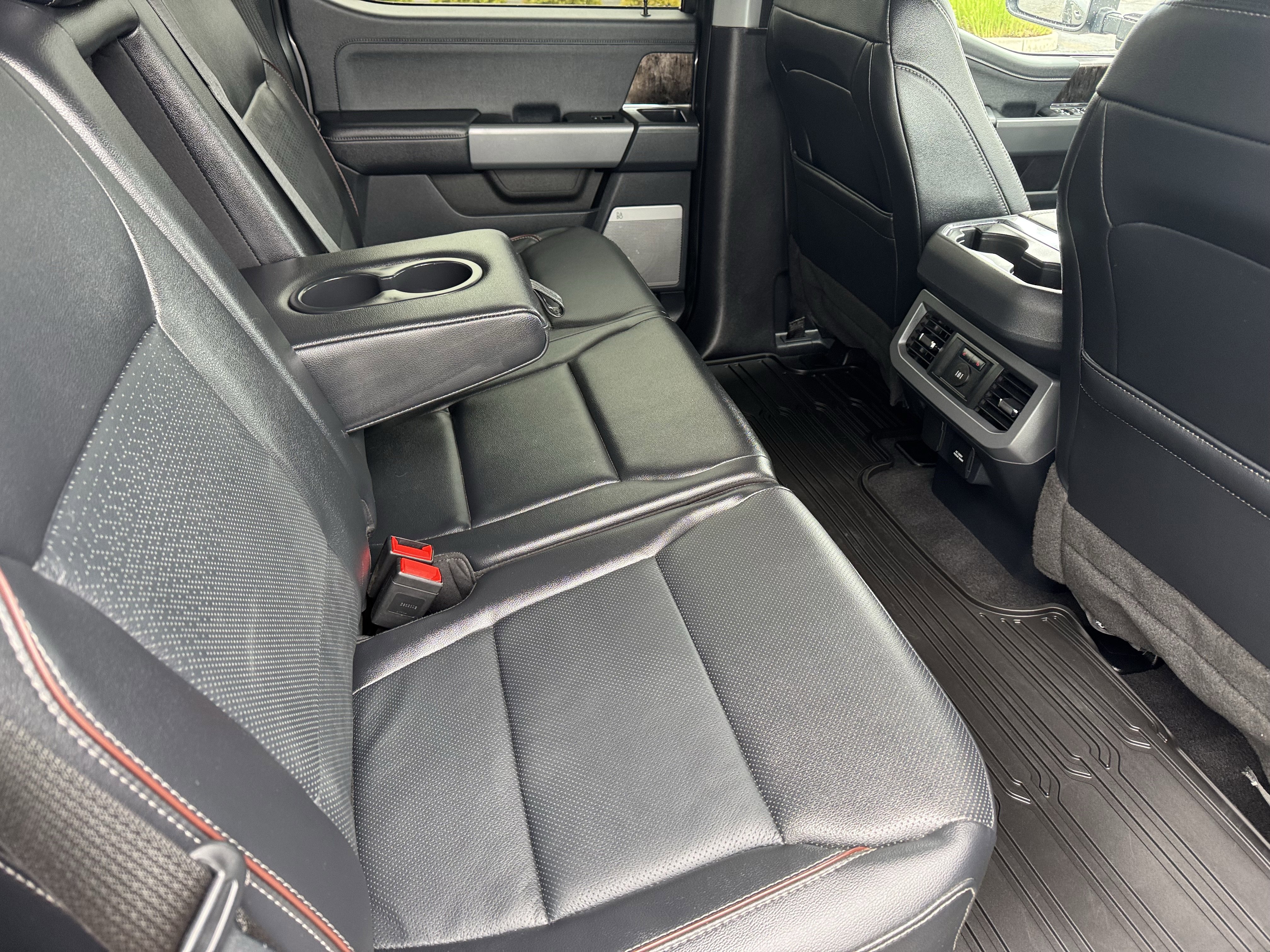 Used 2023 Ford F450 Lariat w/ Lariat Ultimate Package image 21