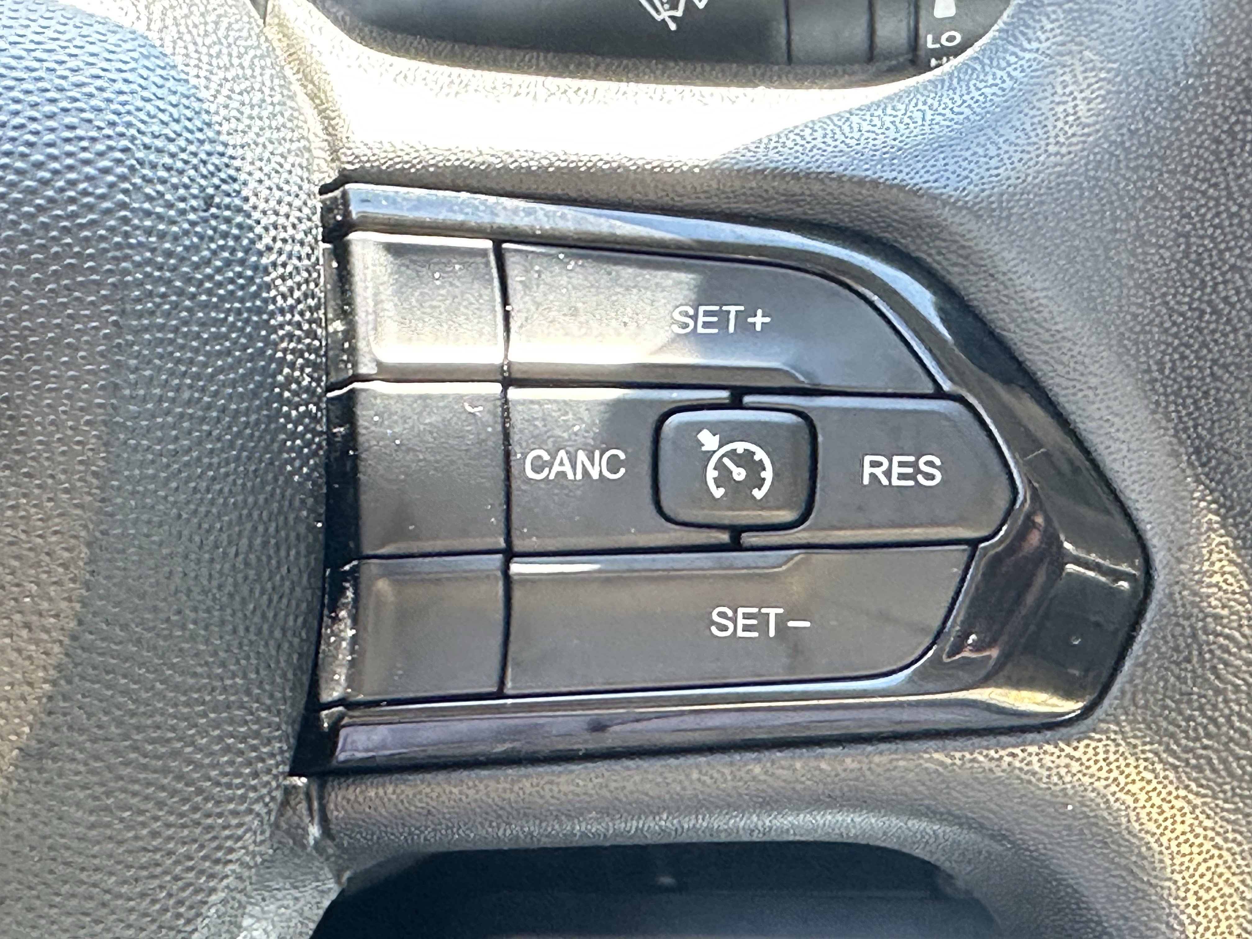 Used 2023 RAM ProMaster 3500 w/ Driver Convenience Group image 26