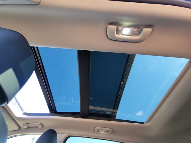 Certified 2025 Kia Sorento X-Line EX image 18