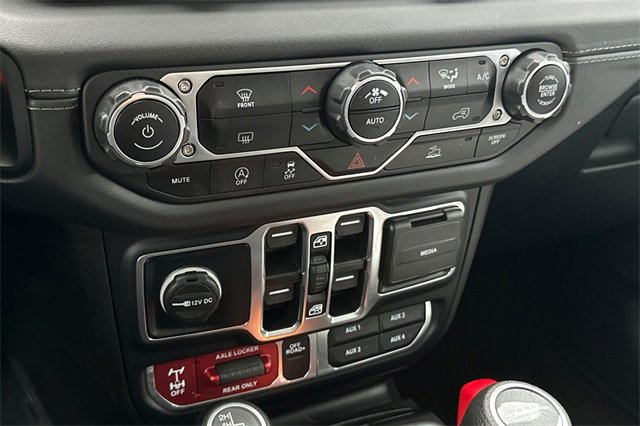 Certified 2024 Jeep Gladiator Mojave image 20