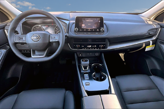 New 2026 Nissan Rogue Dark Armor FWD image 5