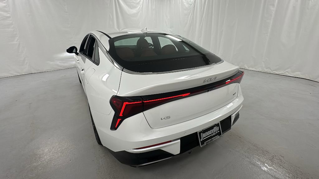 New 2026 Kia K5 GT-Line image 5