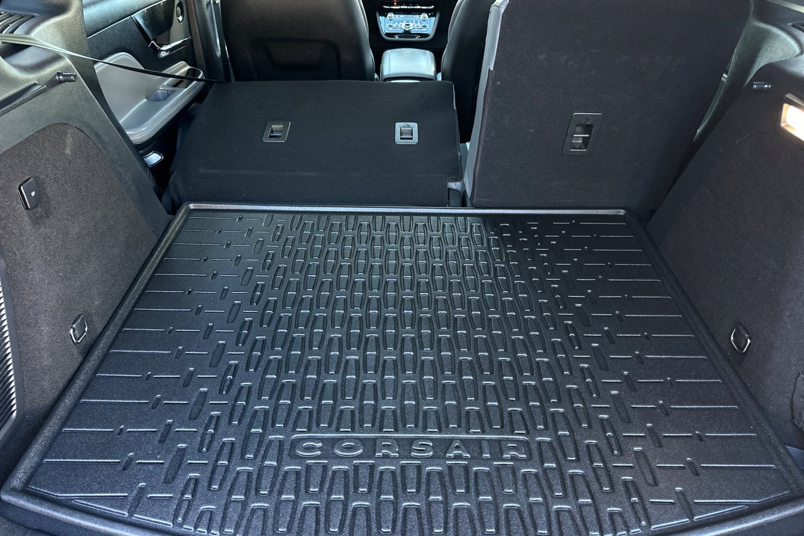 Used 2020 Lincoln Corsair Reserve image 14