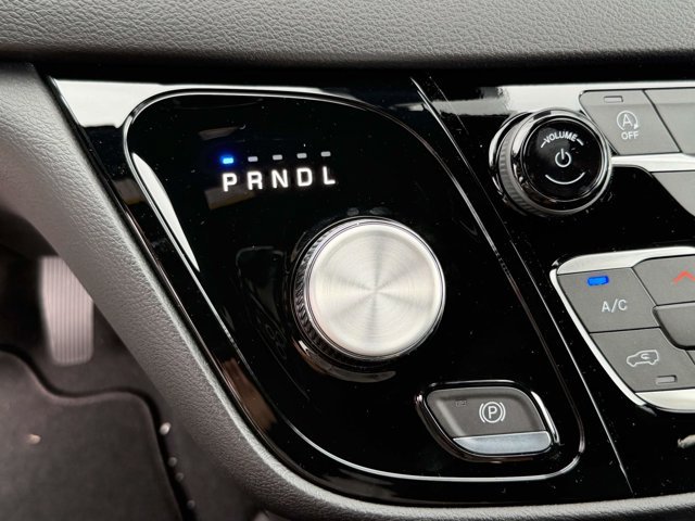 New 2027 Chrysler Pacifica LX FWD image 11