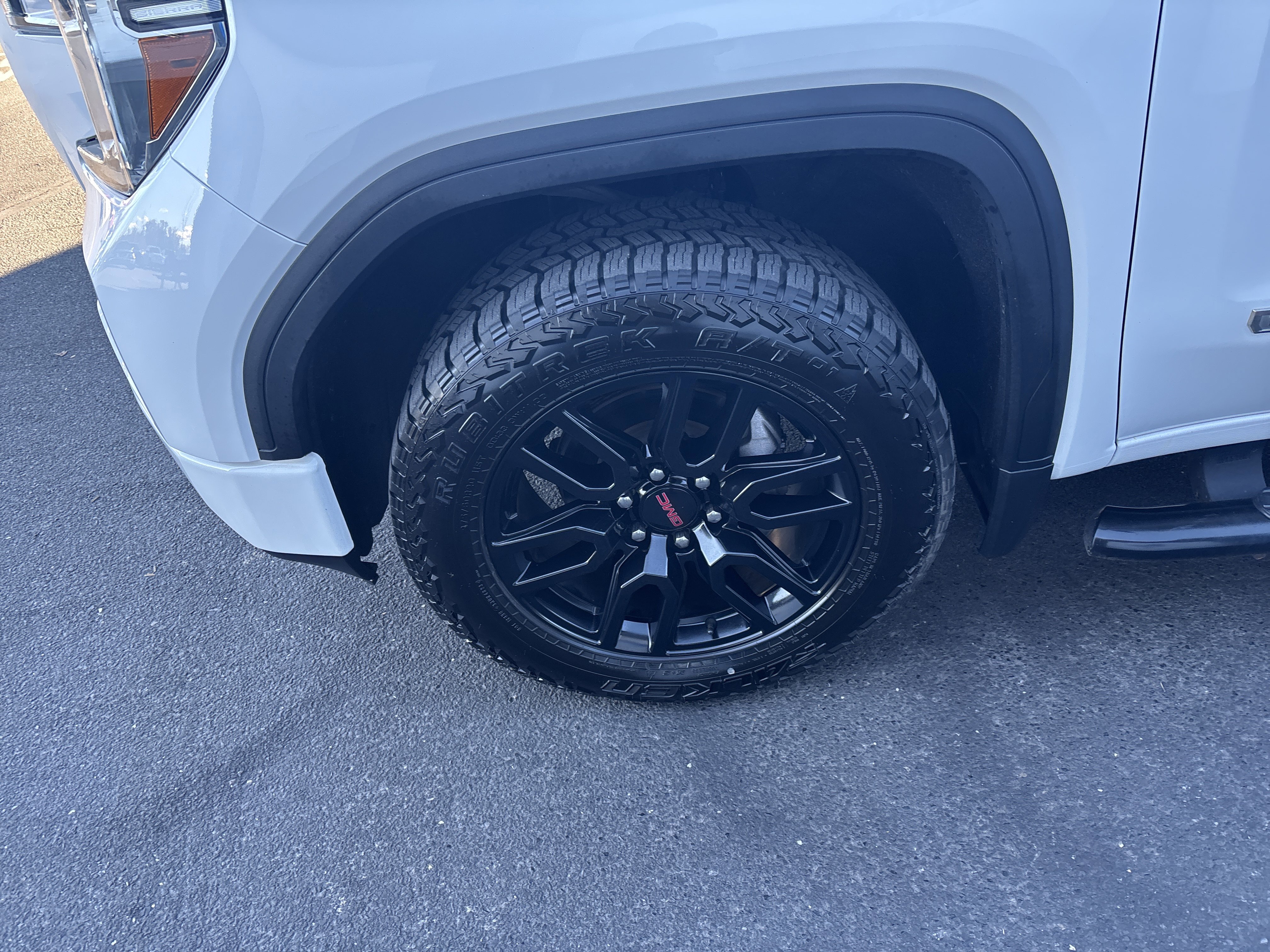 Used 2019 GMC Sierra 1500 Elevation image 11