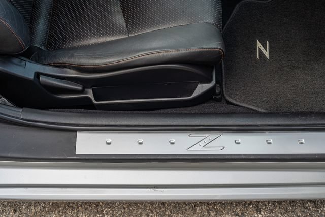 Used 2008 Nissan 350Z Touring RWD image 34