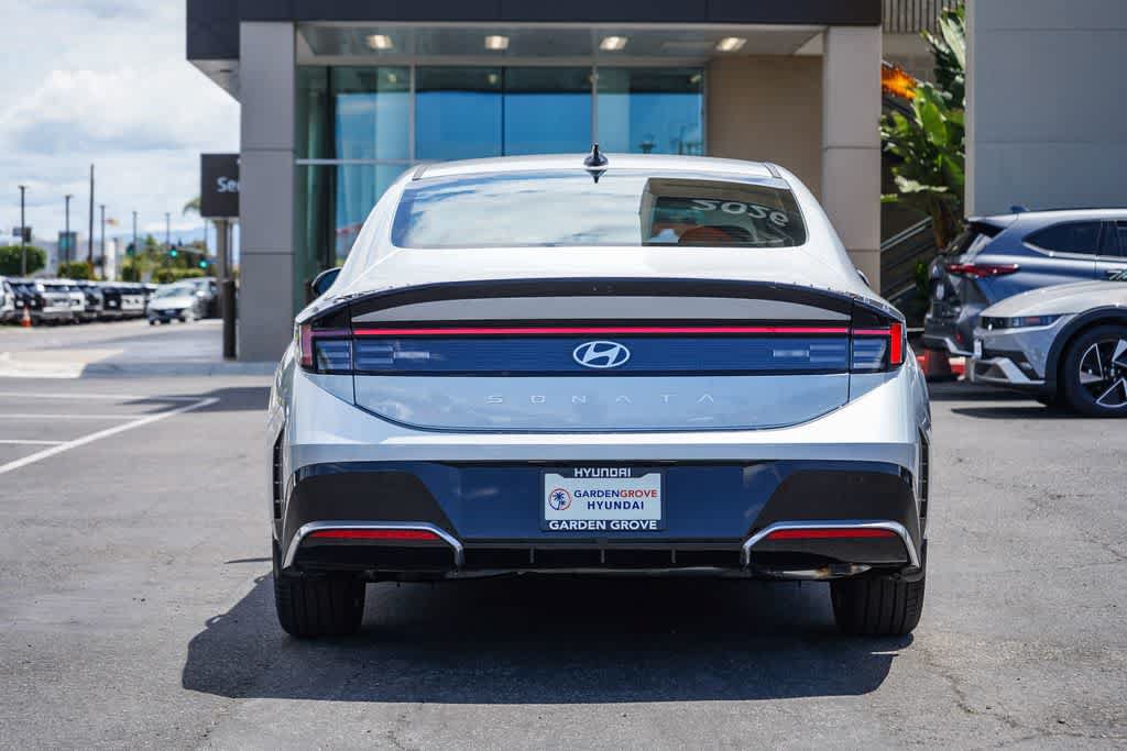 New 2026 Hyundai Sonata SEL FWD image 5