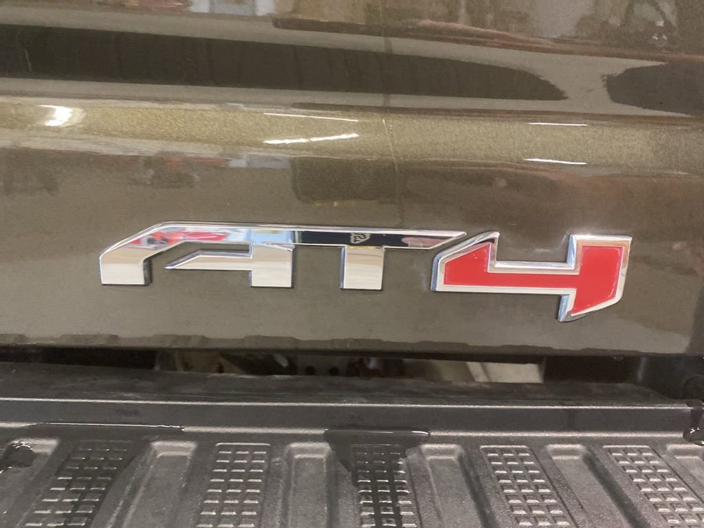 Used 2023 GMC Sierra 2500 AT4 w/ AT4 Premium Plus Package image 28