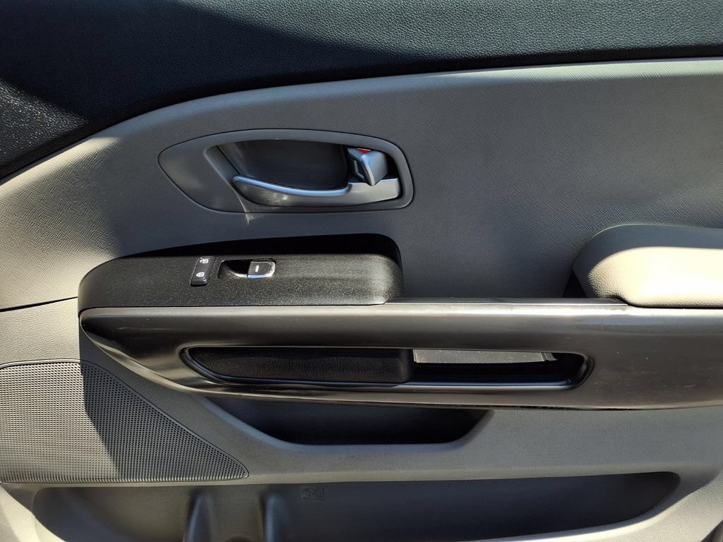 Used 2019 Kia Sedona EX FWD image 23