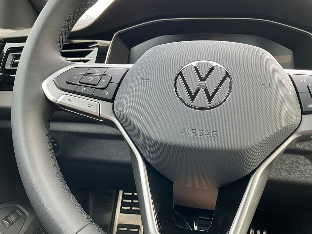 New 2025 Volkswagen Jetta Sport image 21