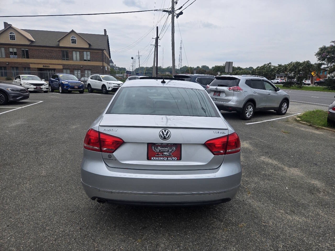 Used 2014 Volkswagen Passat TDI SEL Premium FWD image 10