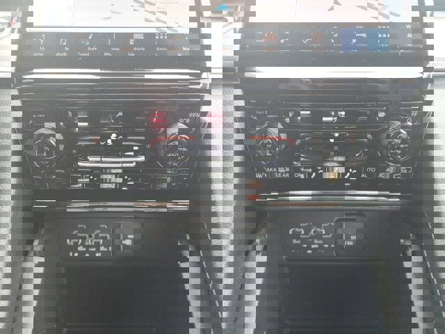 New 2025 Jeep Grand Cherokee Limited w/ Black Appearance Package image 7