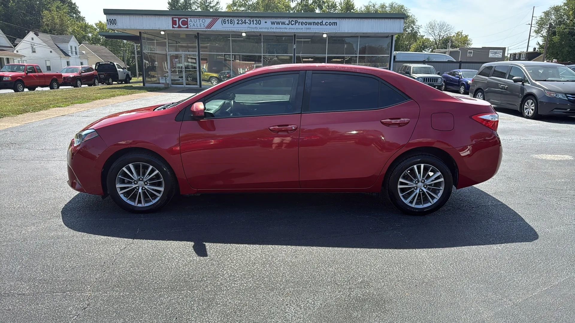 Used 2014 Toyota Corolla LE image 8