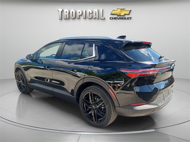 New 2026 Chevrolet Equinox EV LT image 3