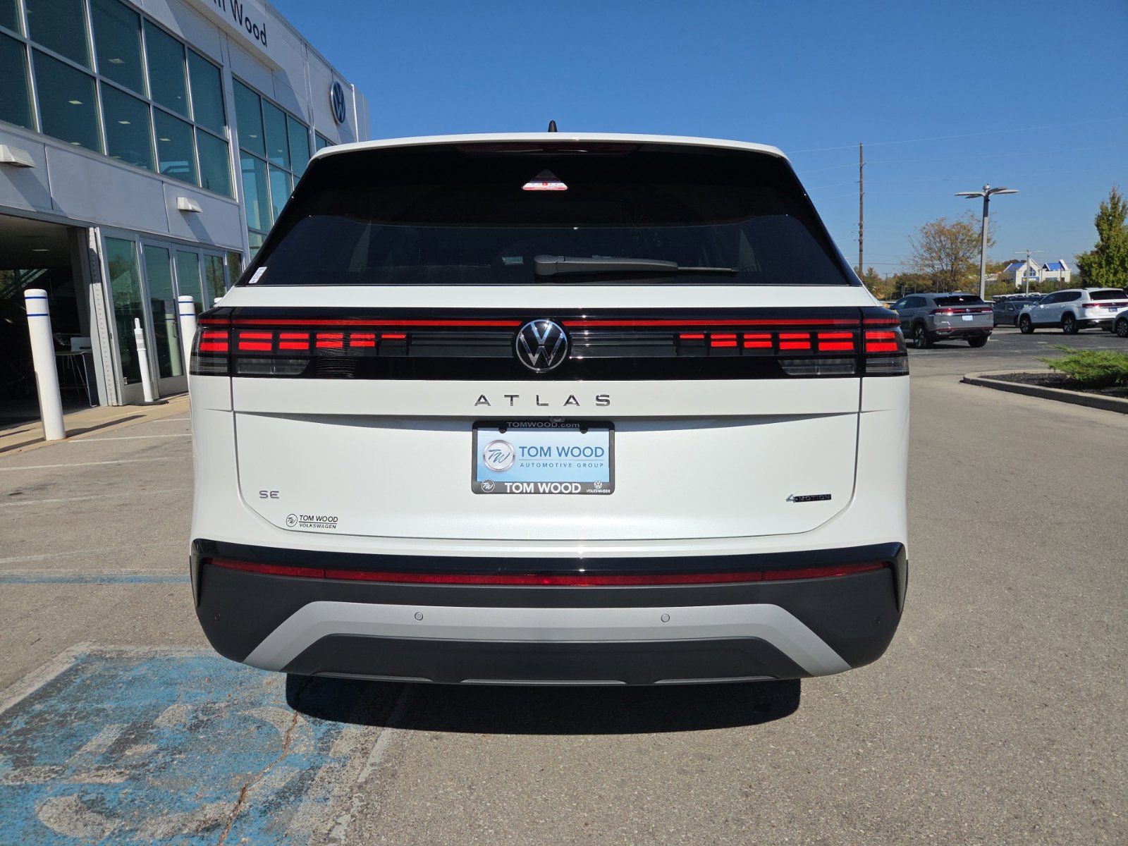New 2027 Volkswagen Atlas SE AWD/4WD image 5