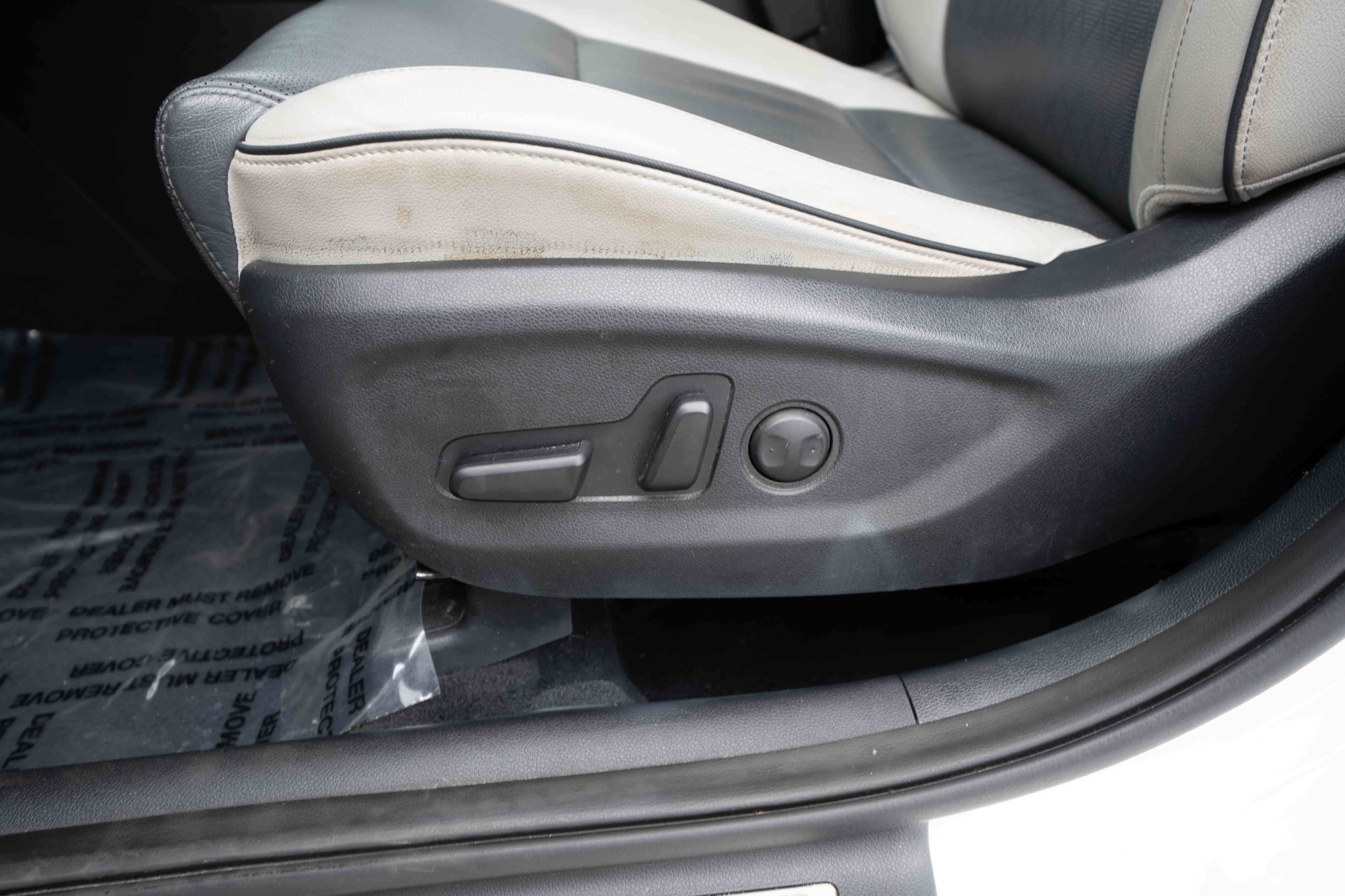 Used 2019 Kia Sportage EX w/ EX Sport Appearance Package AWD/4WD image 12