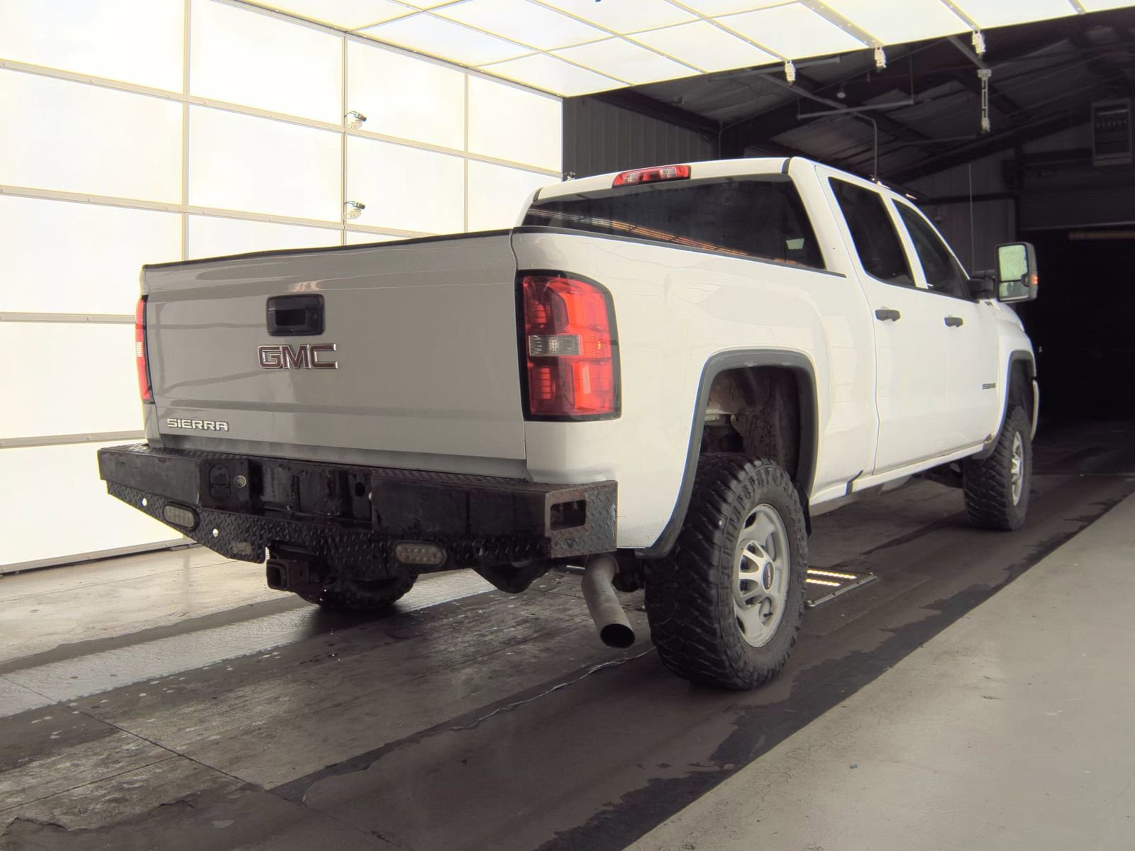 Used 2019 GMC Sierra 2500 4x4 Crew Cab image 11