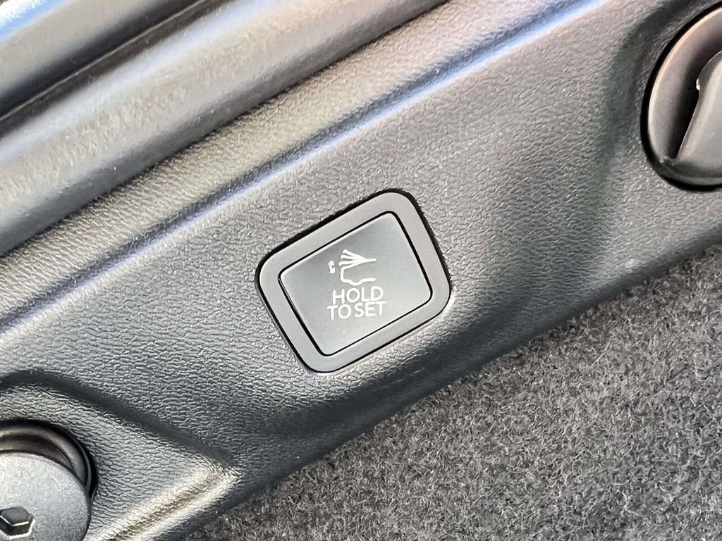 New 2024 Dodge Charger R/T w/ Plus Group image 12