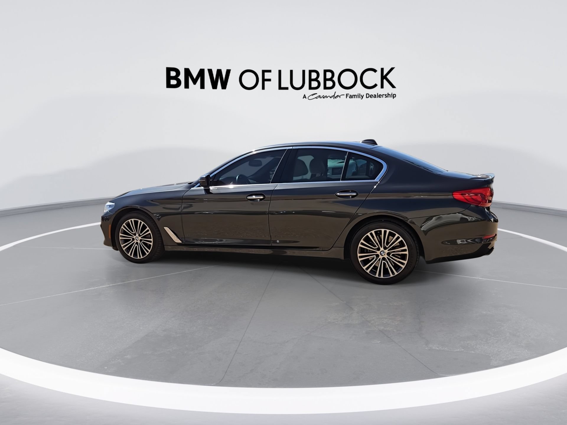 Used 2018 BMW 540i xDrive AWD/4WD image 6