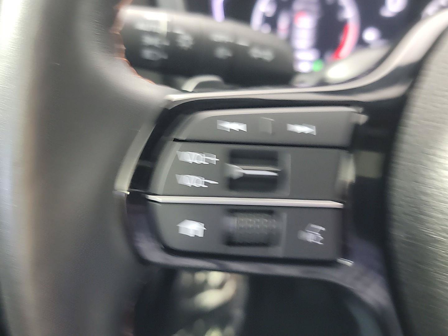 Certified 2025 Honda Pilot TrailSport image 27