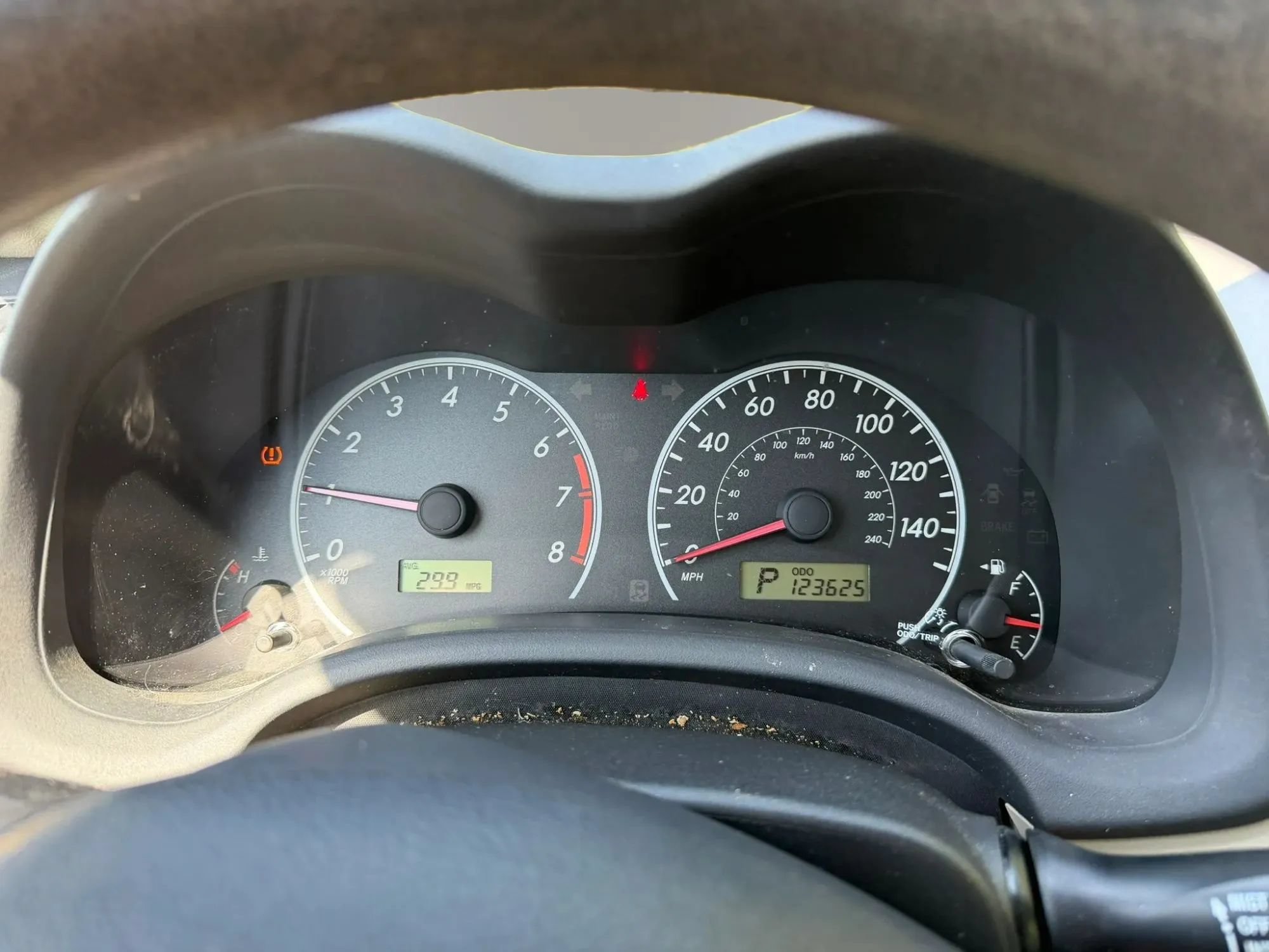Used 2012 Toyota Corolla LE FWD image 13