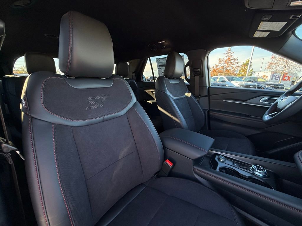 New 2026 Ford Explorer ST image 31