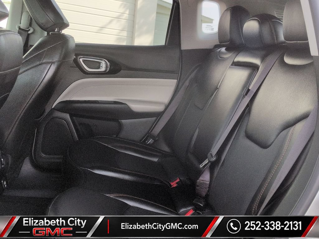 Used 2022 Jeep Compass Limited AWD/4WD image 16