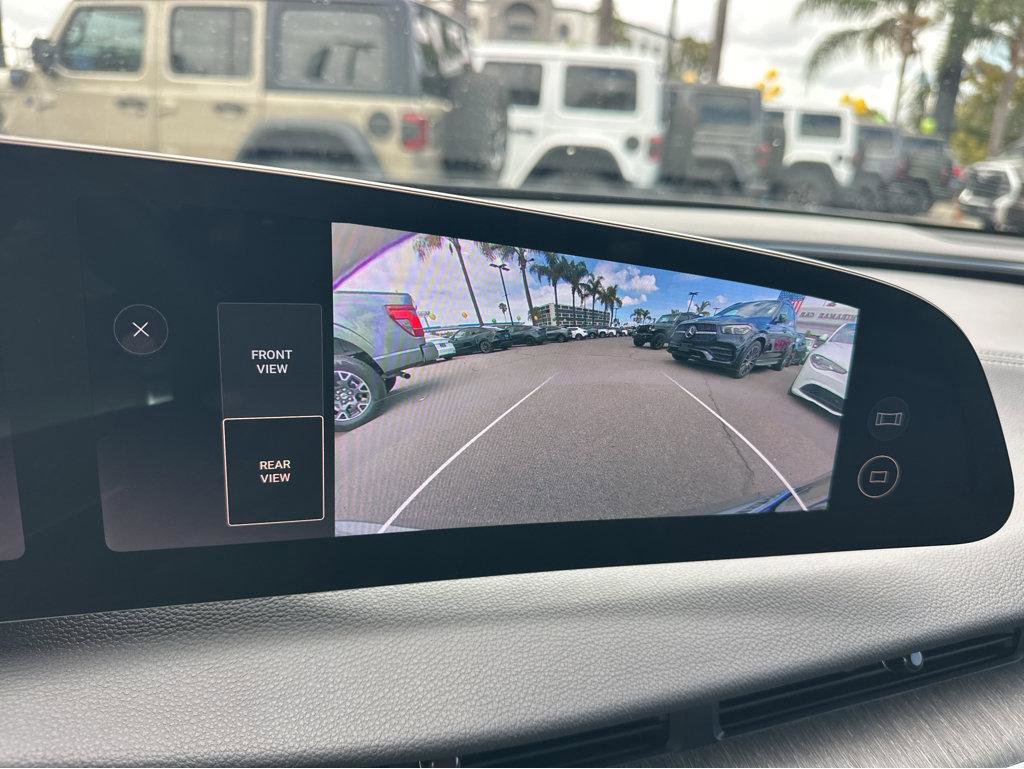 Used 2024 Lucid Air Touring AWD/4WD image 6