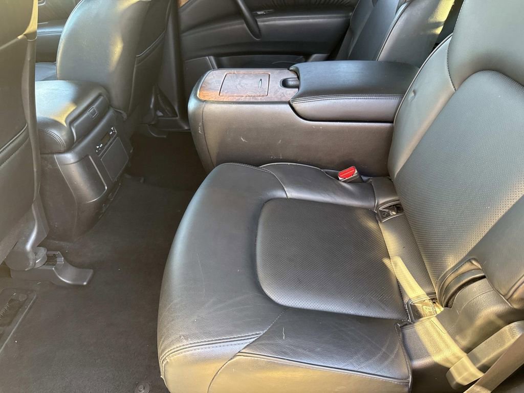 Used 2023 Nissan Armada SL w/ Captain's Chairs Package image 17