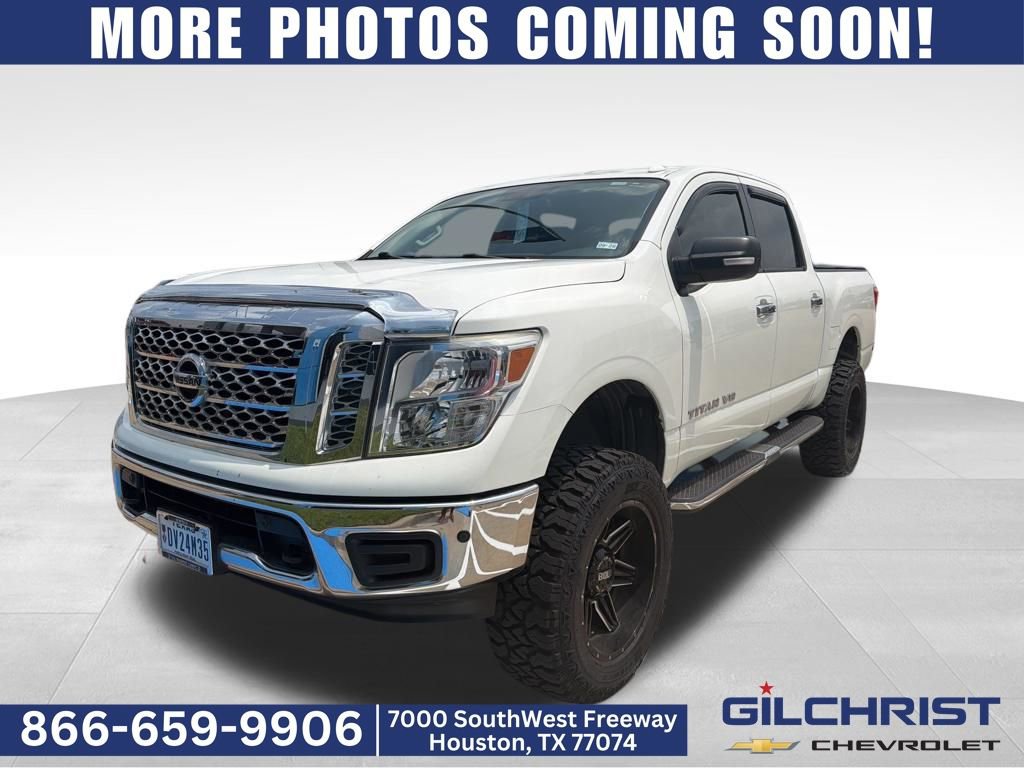Used 2018 Nissan Titan SV w/ SV Convenience Package AWD/4WD image 1