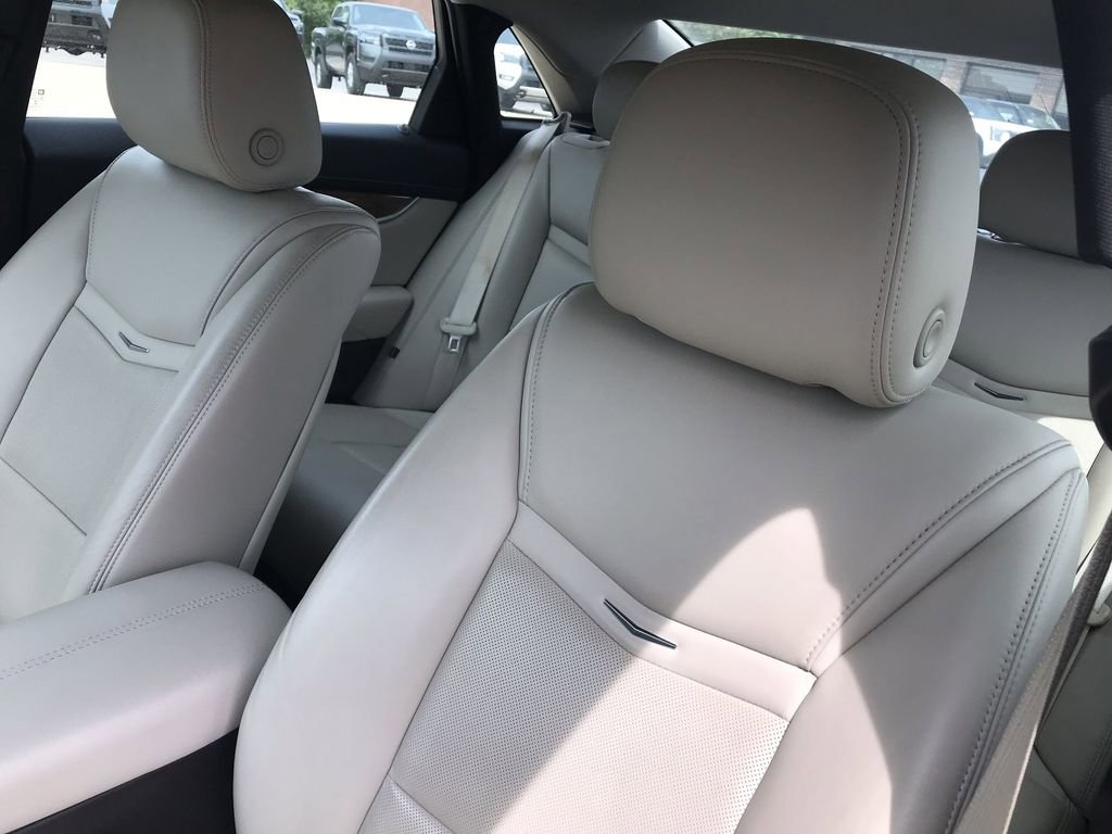 Used 2018 Cadillac XTS Luxury FWD image 11